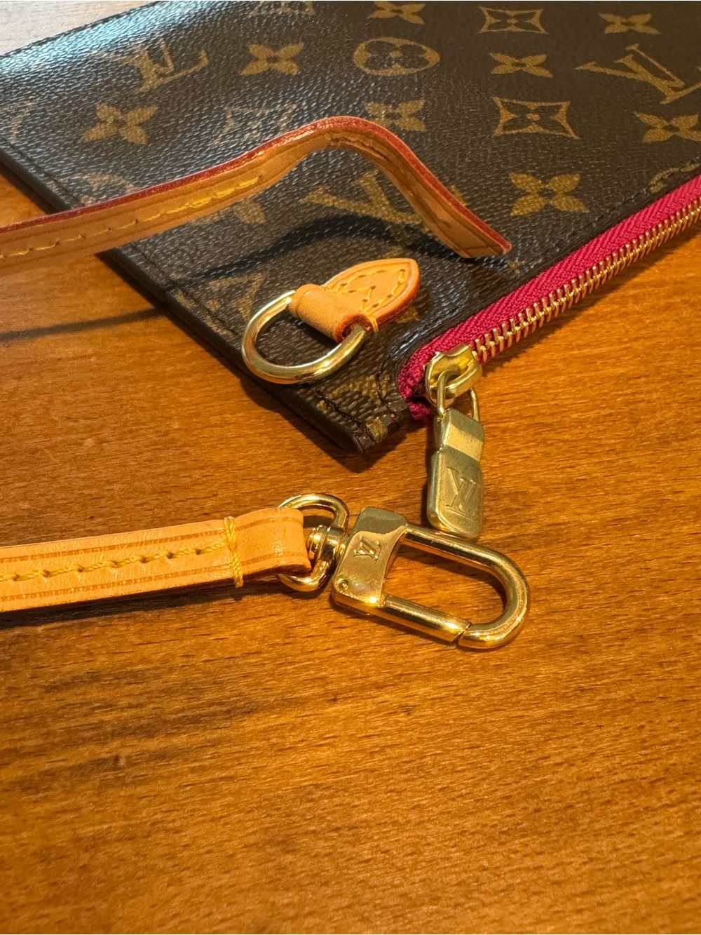 Louis Vuitton Pouch Neverfull MM Pink Strap Authentic New LV Pochette Clutch - Picture 4 of 10